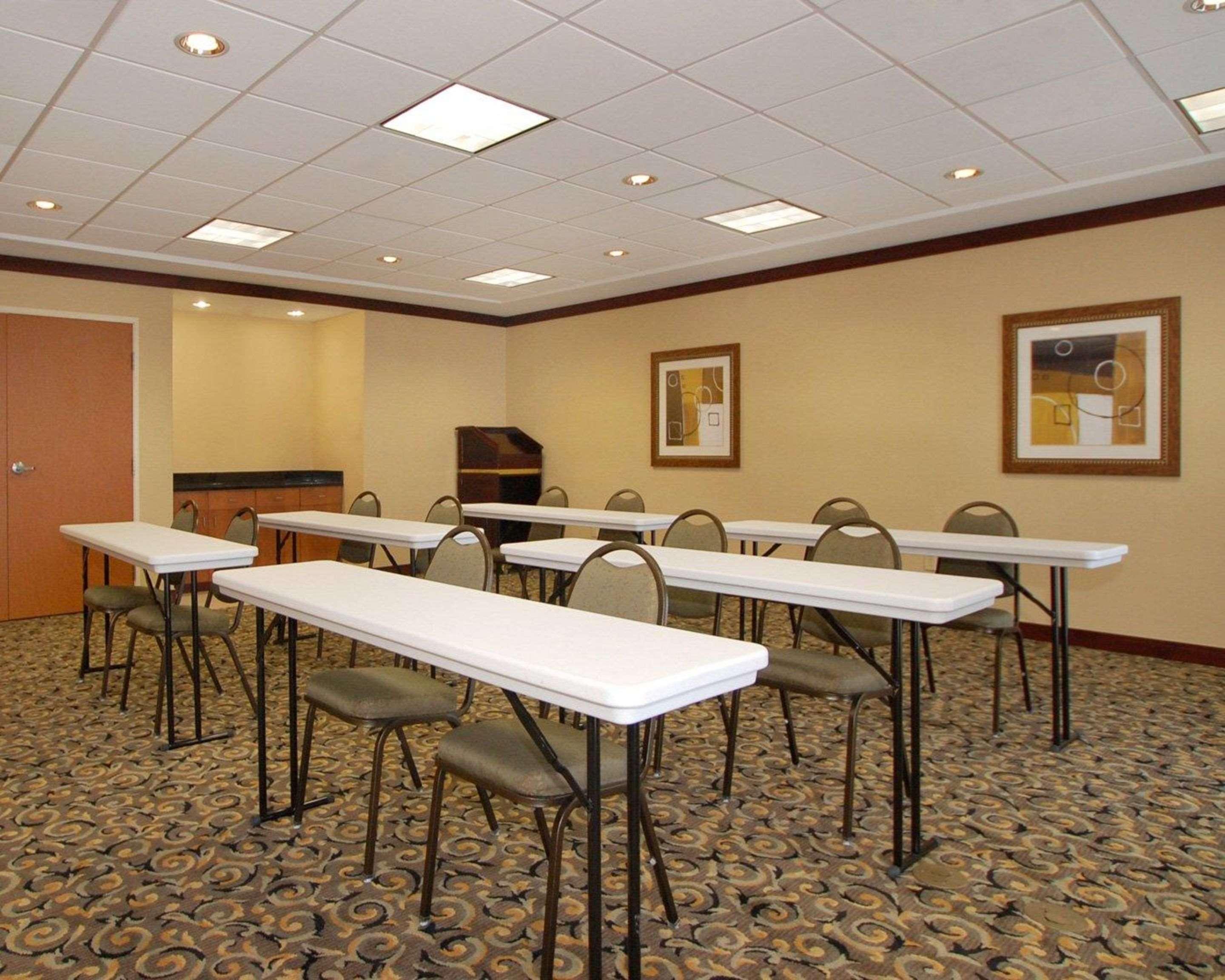 Comfort Suites Southport Εξωτερικό φωτογραφία