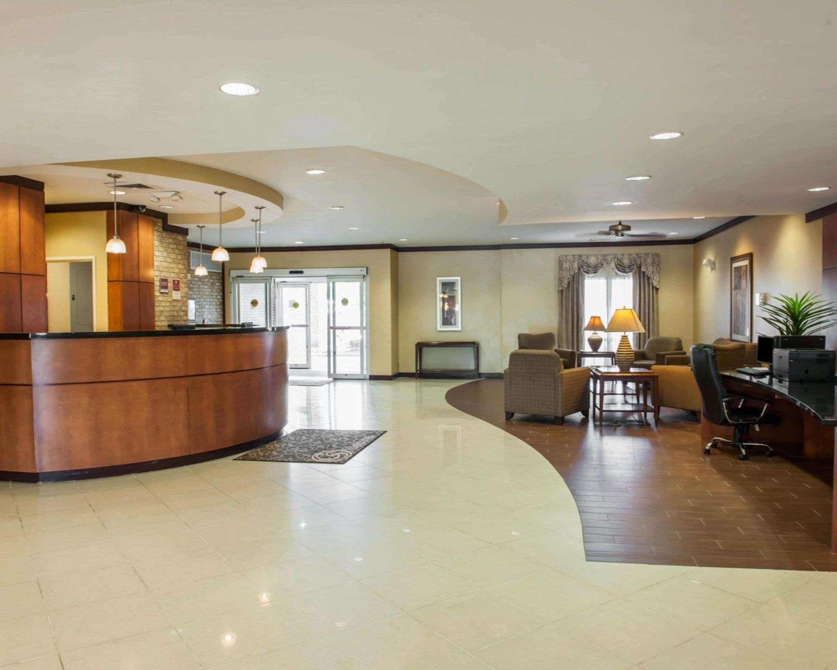Comfort Suites Southport Εξωτερικό φωτογραφία