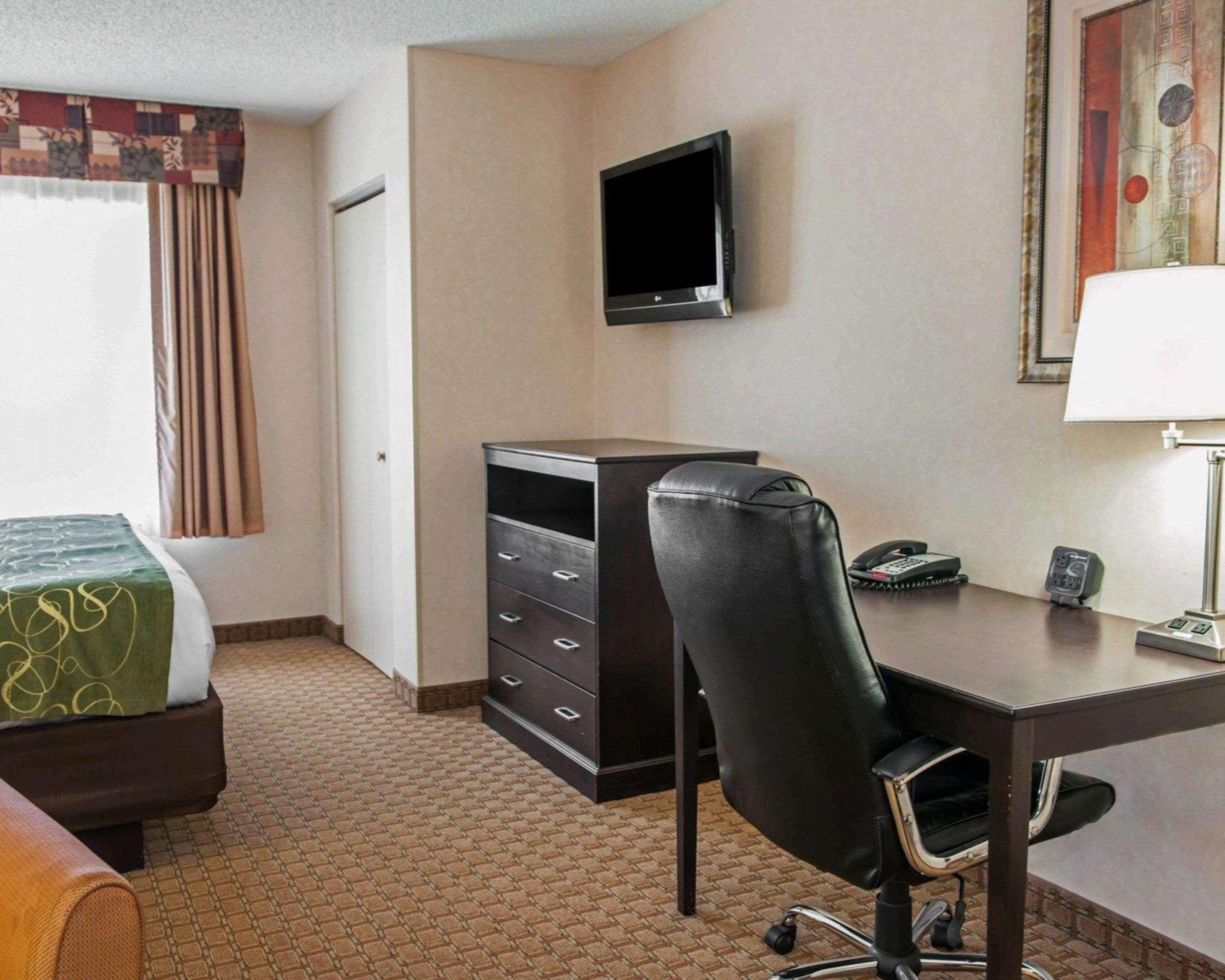 Comfort Suites Southport Εξωτερικό φωτογραφία