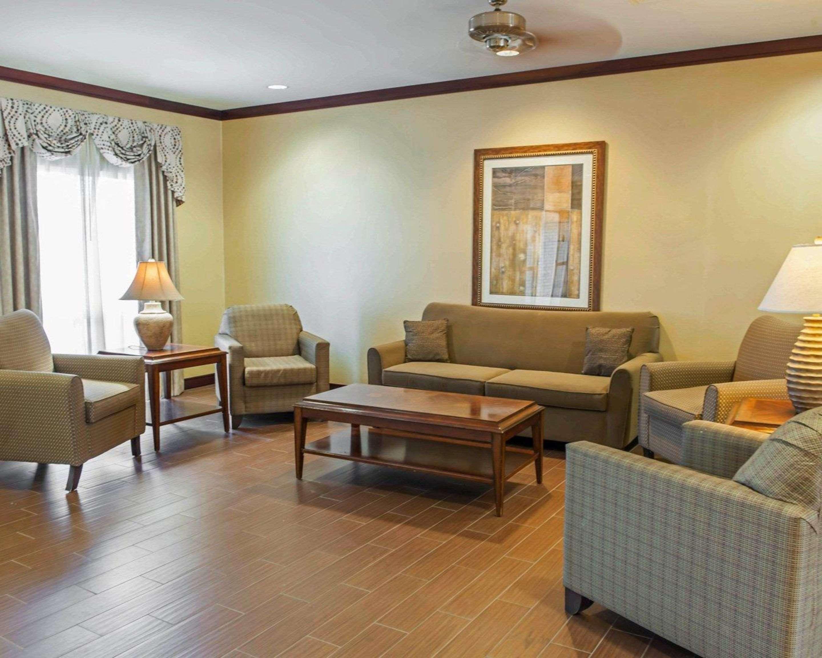 Comfort Suites Southport Εξωτερικό φωτογραφία